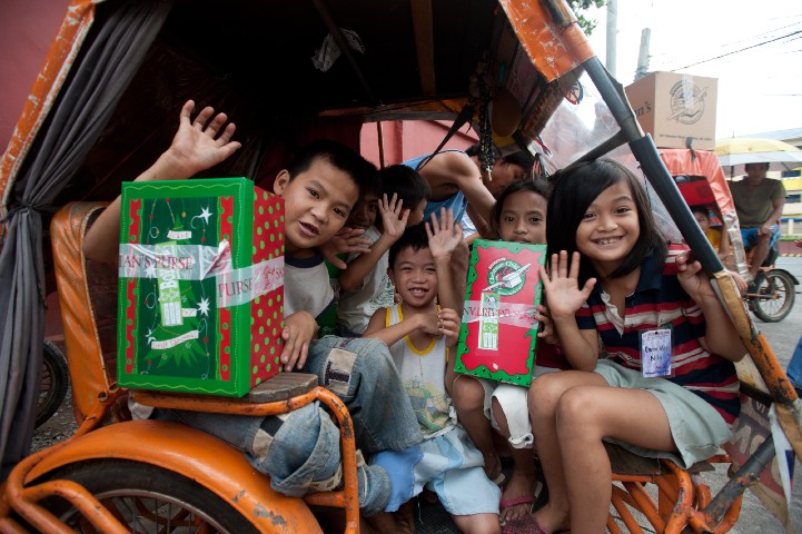 Operation Christmas Child in philipines